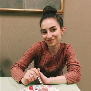 Meet your Posher, Veronica